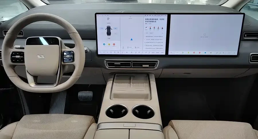 2025 Li Auto MEGA — used China EV for export (2025) — photo 5