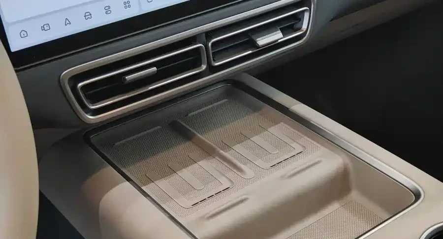 2025 Li Auto MEGA — used China EV for export (2025) — photo 6