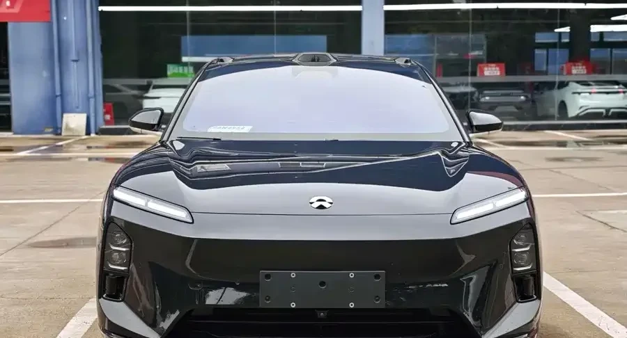2025 NIO ET5T — used China EV for export (2025) — photo 2