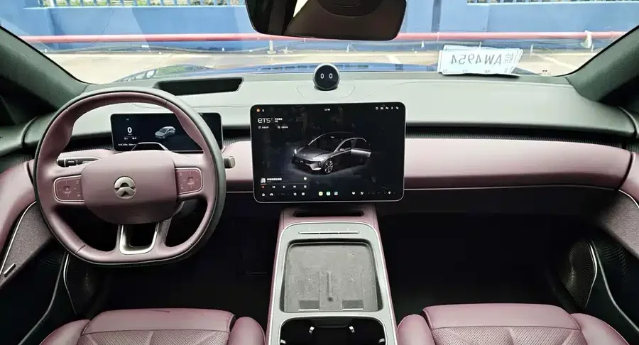 2025 NIO ET5T — used China EV for export (2025) — photo 4