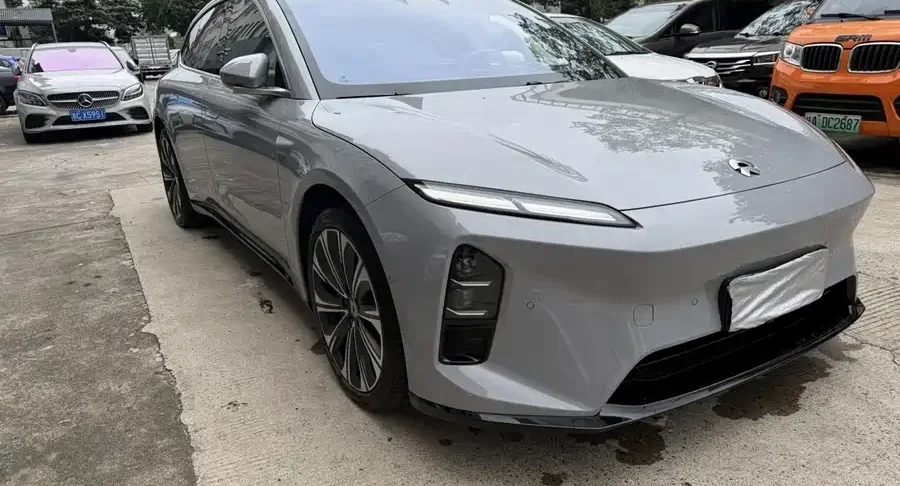 2025 NIO ET5T — used China EV for export (2025) — photo 5
