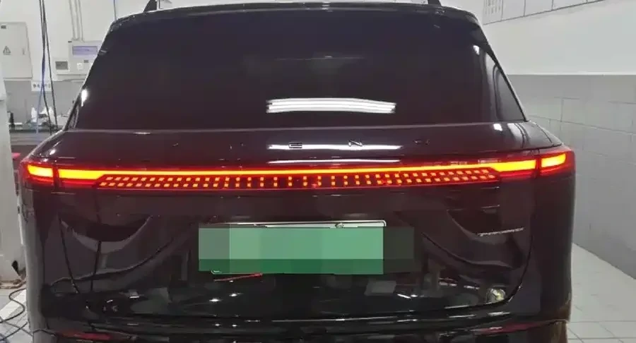 2025 Xpeng G9 — used China EV for export (2025) — photo 3