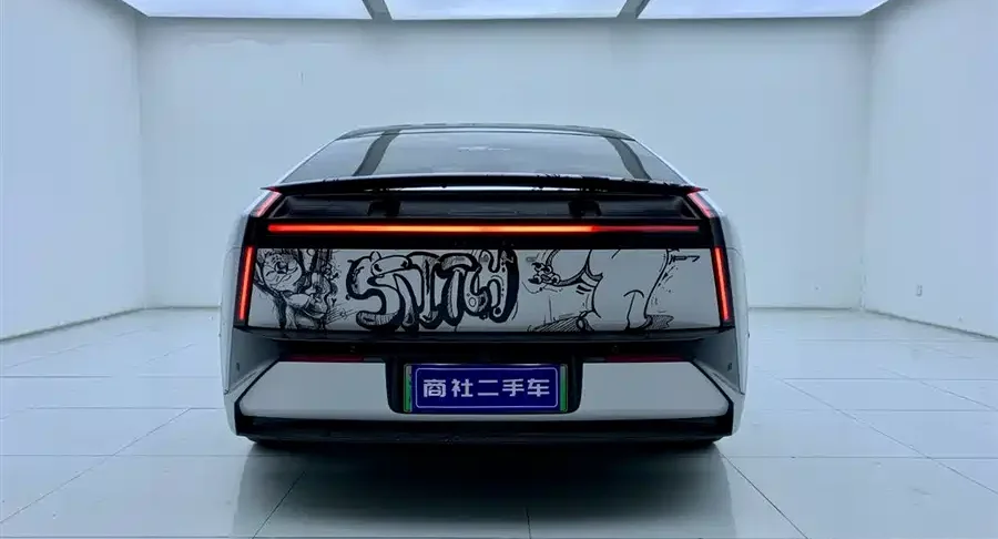 2025 XPeng P7 — used China EV for export (2025) — photo 4