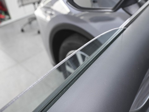 Venucia V DD-i — China plug-in hybrid EV for export — photo 12