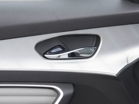 Venucia Big V FCEV — China electric EV for export — photo 13