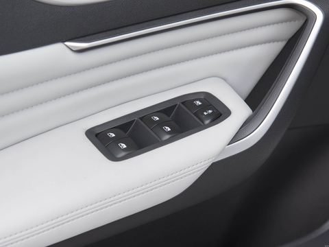 Venucia Qi Chen DaVQing Jing — China electric EV for export — photo 14