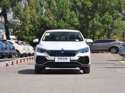 Venucia Qi ChenD60EV — China electric EV for export — photo 2
