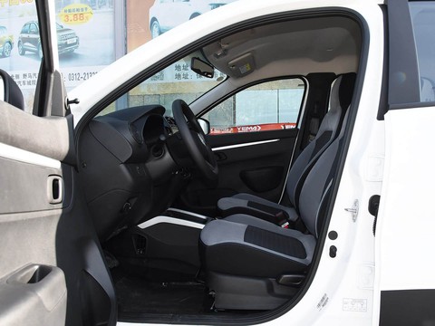 Venucia e30 — China electric EV for export — photo 10