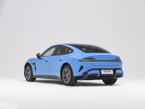 Xiaomi SU7 — China electric EV for export — photo 6