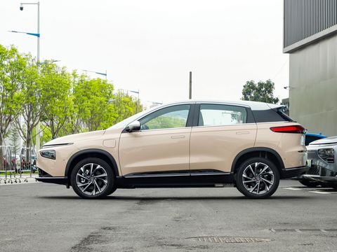 XPeng Xiao PengG3 — China electric EV for export — photo 4