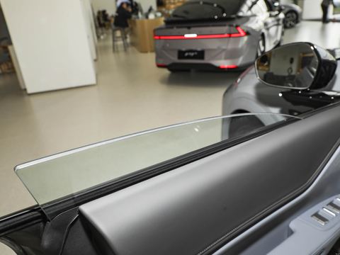 XPeng Xiao PengG6 — China electric EV for export — photo 12