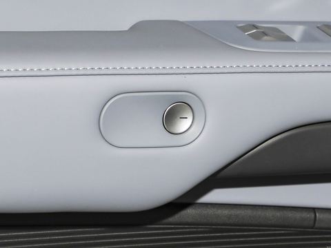 XPeng Xiao PengG6 — China electric EV for export — photo 13