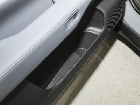 XPeng G6 — China electric EV for export — photo 15