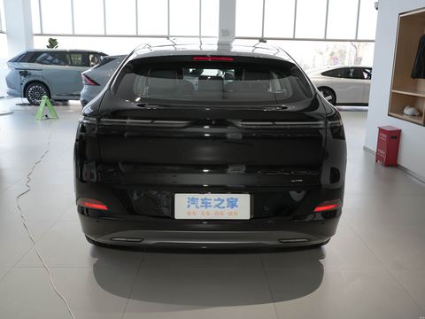 XPeng Xiao PengG6 — China electric EV for export — photo 5