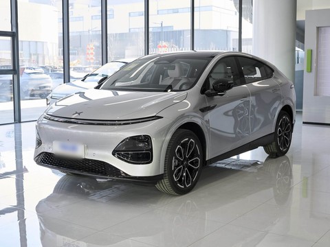 XPeng G6 — China electric EV for export — photo 7