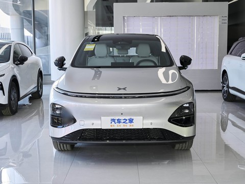 XPeng G6 — China electric EV for export — photo 8