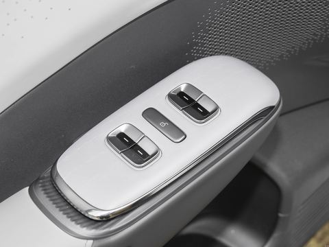 XPeng Xiao PengG7 — China electric EV for export — photo 13