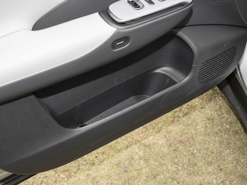 XPeng G7 — China electric EV for export — photo 15