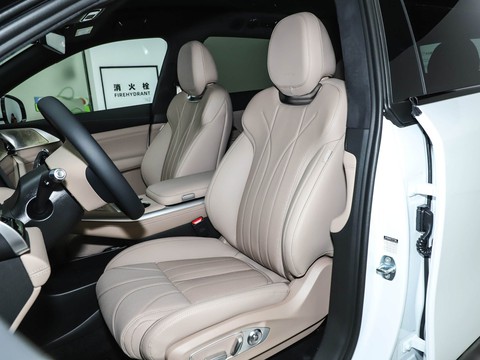 XPeng G9 — China electric EV for export — photo 10