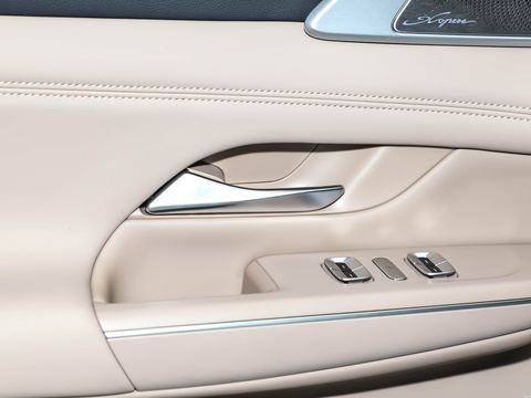 XPeng Xiao PengG9 — China electric EV for export — photo 13