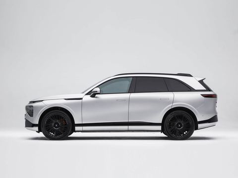 XPeng Xiao PengG9 — China electric EV for export — photo 4