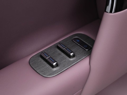 XPeng GX — China electric EV for export — photo 14