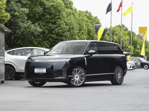 XPeng GX — China electric EV for export