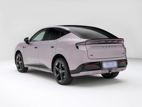 XPeng MONA L03 — China electric EV for export — photo 5
