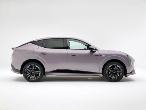 XPeng Xiao PengMONA L03 — China electric EV for export — photo 8