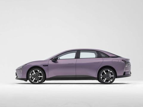 XPeng Xiao PengMONA M03 — China electric EV for export — photo 4