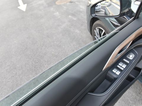 XPeng Xiao PengP5 — China electric EV for export — photo 12