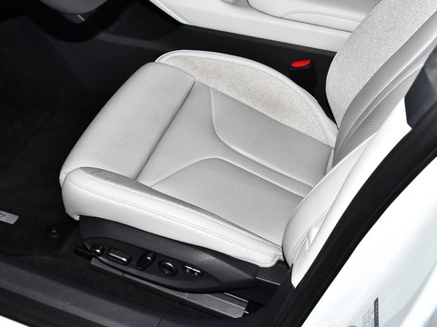 XPeng P7 — China electric EV for export — photo 13