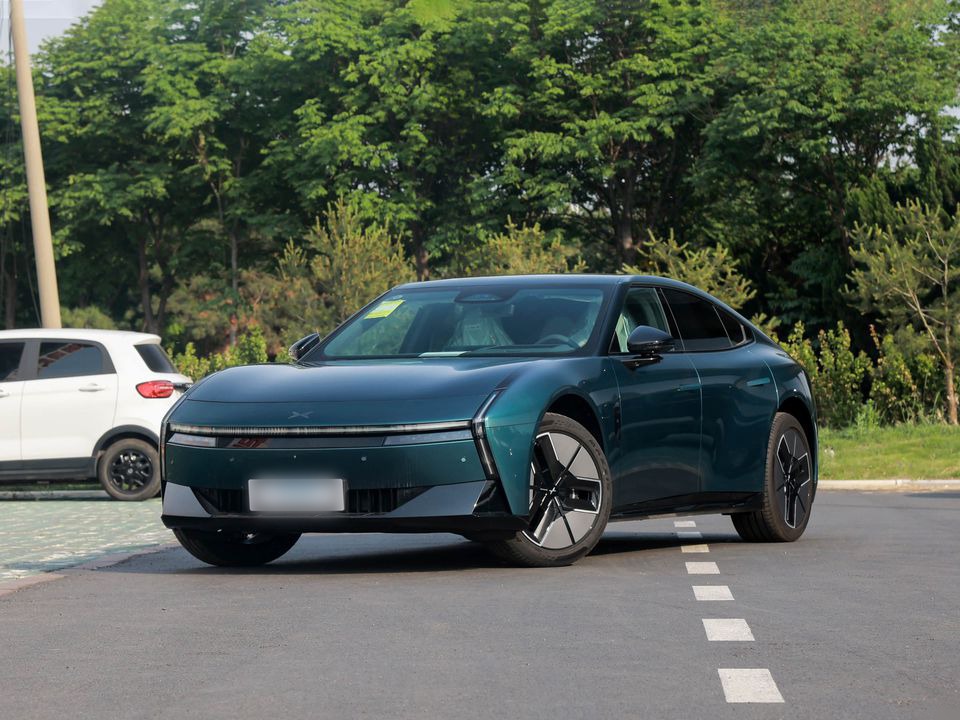 XPeng P7 — China electric EV for export