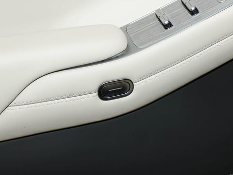 XPeng Xiao PengX9 — China electric EV for export — photo 13