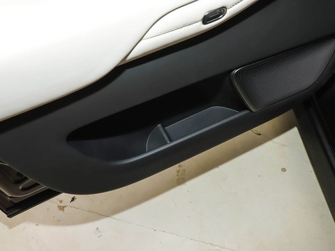 XPeng X9 — China electric EV for export — photo 16