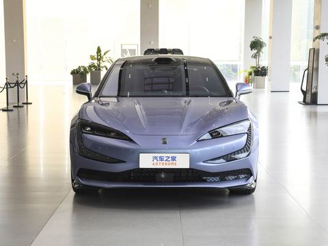 Yangwang Yang WangU7 — China electric EV for export — photo 2
