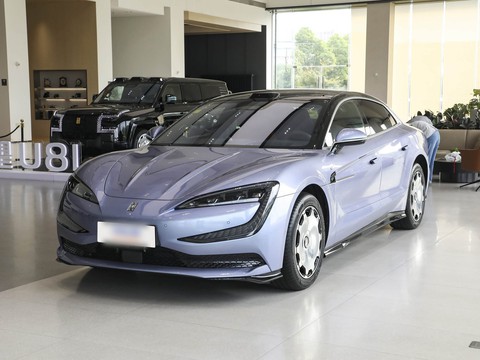 Yangwang U7 — China electric EV for export