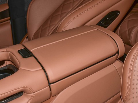 Yangwang U8 — China range-extender EV for export — photo 16