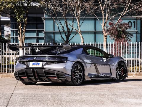 Yangwang Yang WangU9 — China electric EV for export — photo 7