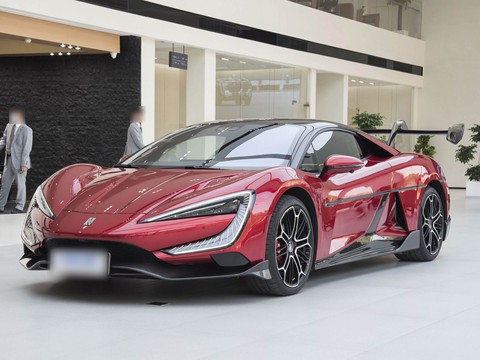 Yangwang U9 — China electric EV for export — photo 8