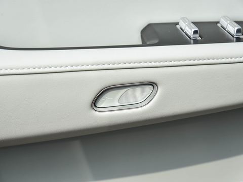 Zeekr Ji Ke001 — China electric EV for export — photo 14
