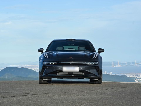 Zeekr 001 — China electric EV for export — photo 2
