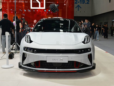 Zeekr 001 FR — China electric EV for export — photo 2