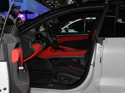 Zeekr Ji Ke001 FR — China electric EV for export — photo 4