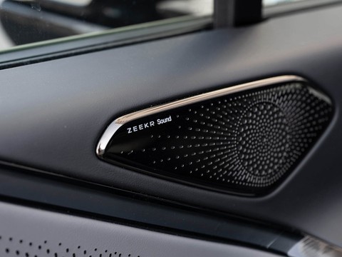 Zeekr 007 GT — China electric EV for export — photo 13