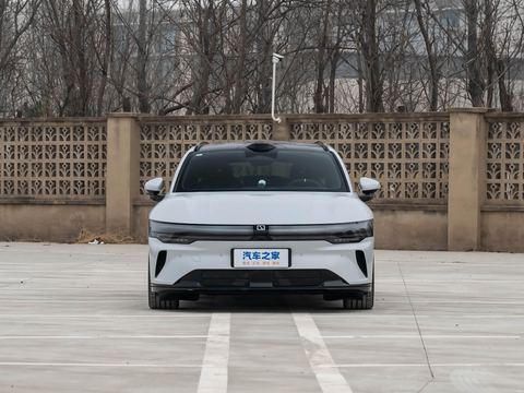 Zeekr Ji Ke007GT — China electric EV for export — photo 2