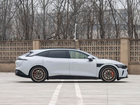 Zeekr Ji Ke007GT — China electric EV for export — photo 8