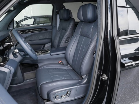 Zeekr 009 — China electric EV for export — photo 10