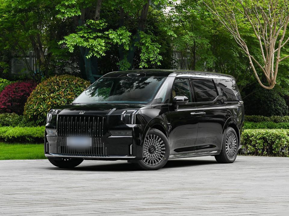 Zeekr 009 — China electric EV for export