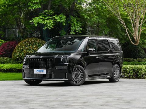 Zeekr Ji Ke009 — China electric EV for export — photo 1